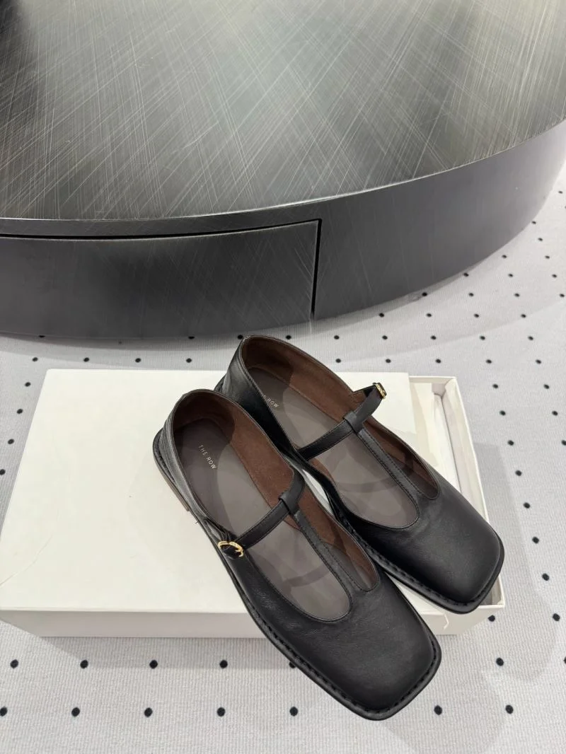 The Row Shoes FlexibleFit 8796