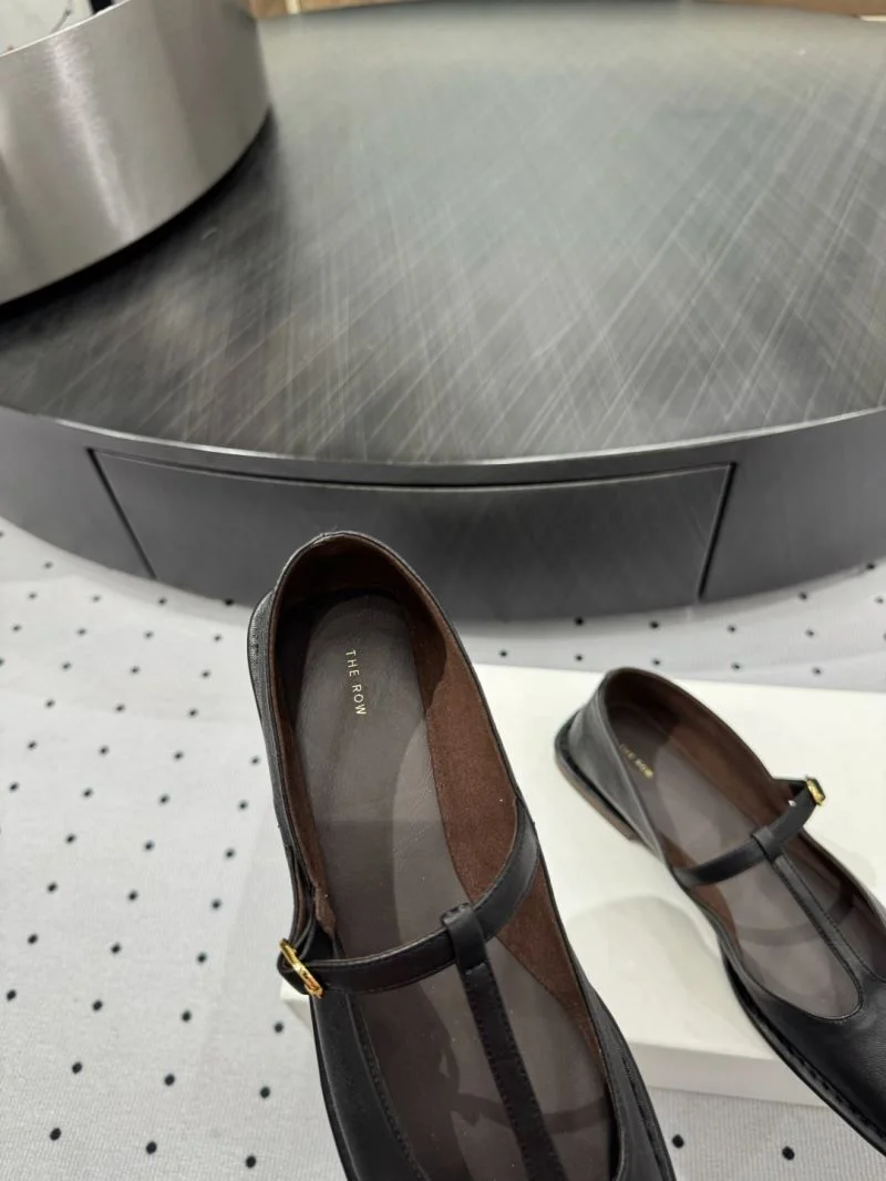 The Row Shoes FlexibleFit 8796