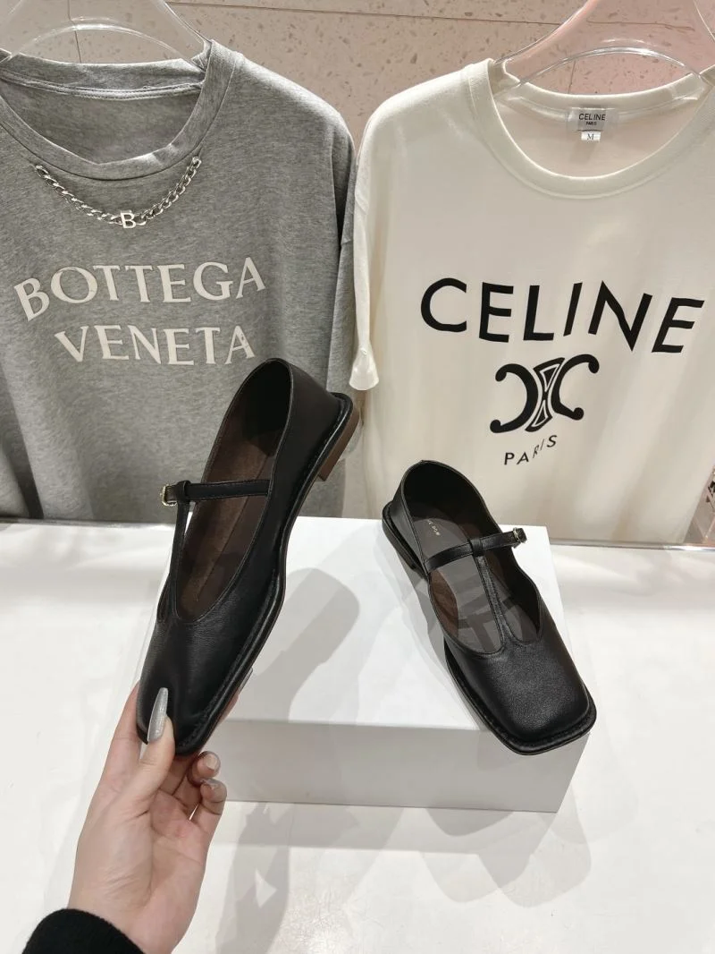 The Row Shoes Supportive 8836
