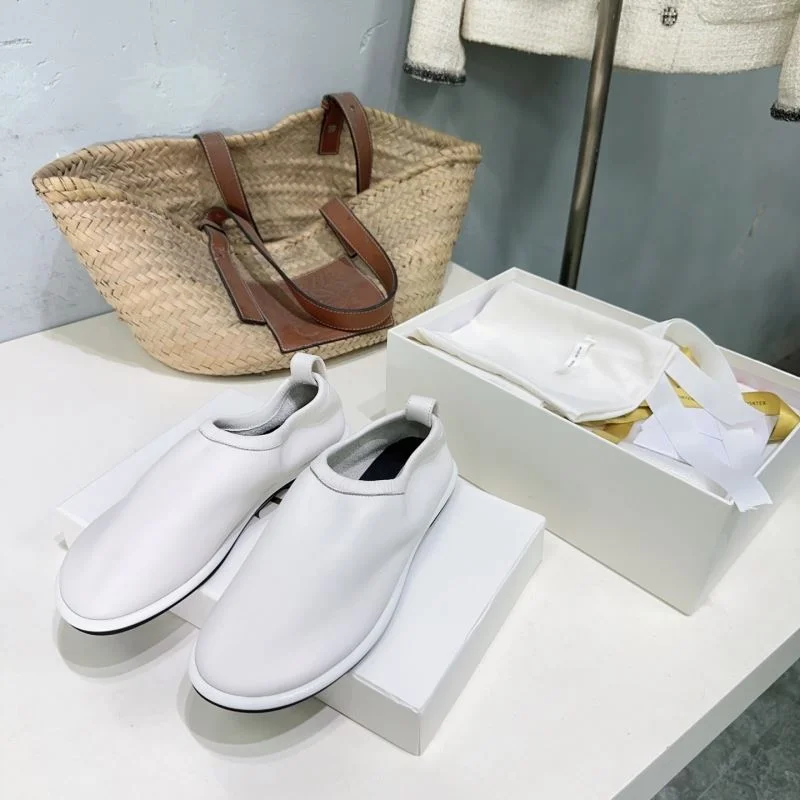 Resilient The Row Shoes 8849