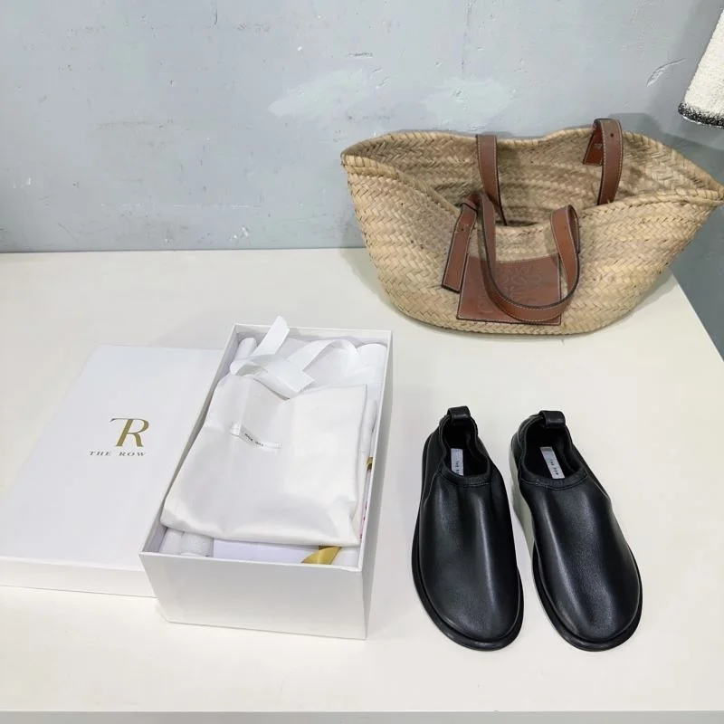The Row Shoes Compact 8780