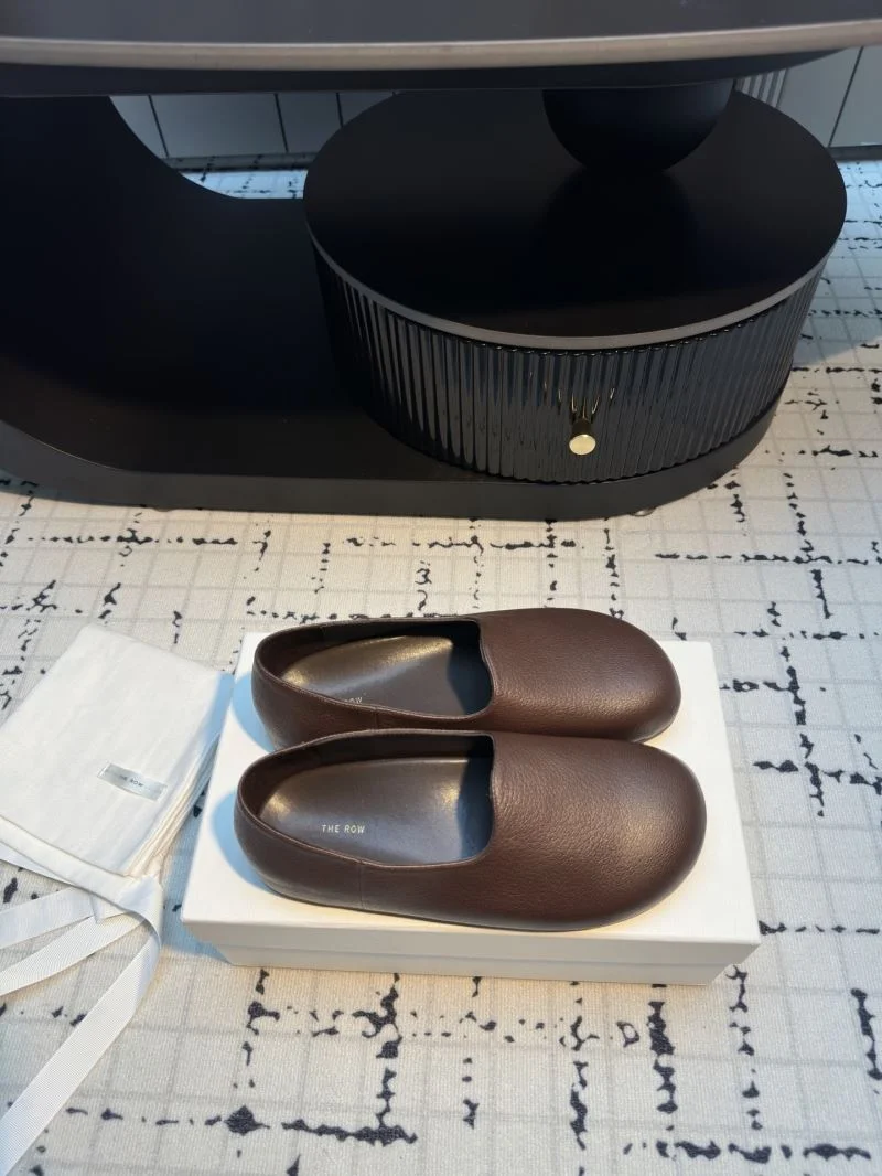 Trendsetting The Row Shoes 8776