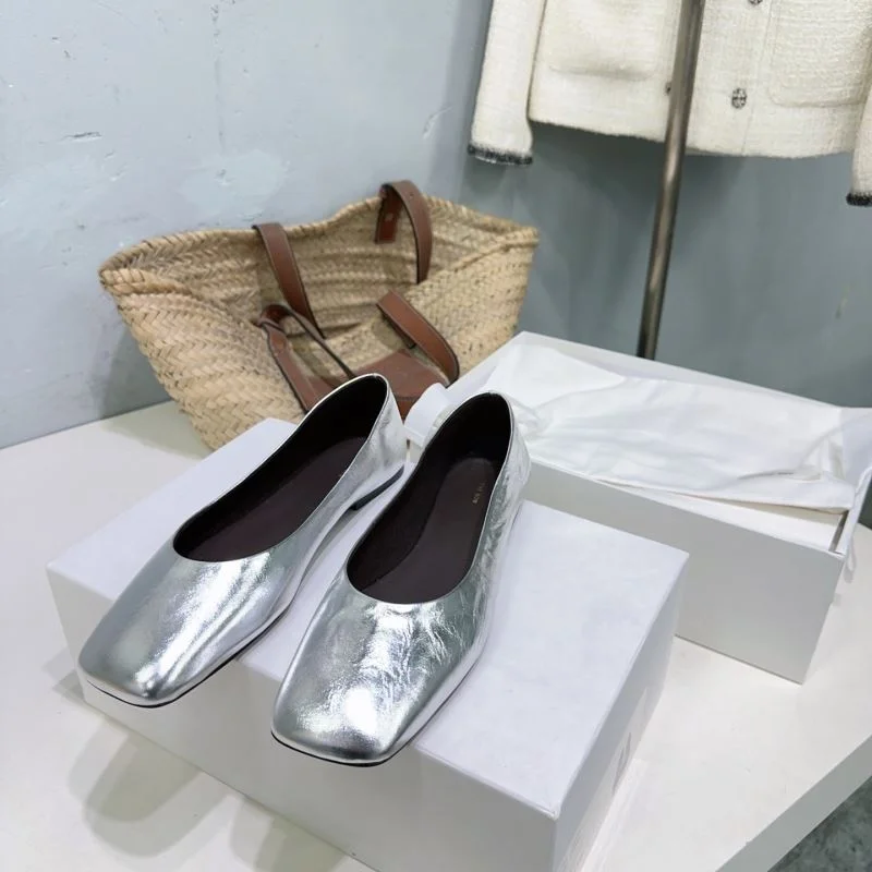 The Row Shoes OnTrend 8779