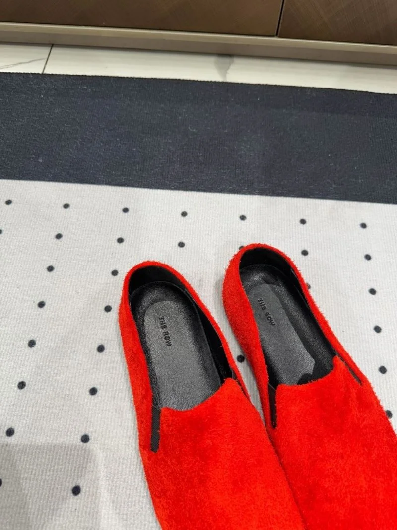 SoftTouch The Row Shoes 15384