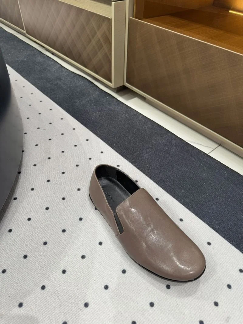 SoftTouch The Row Shoes 15457