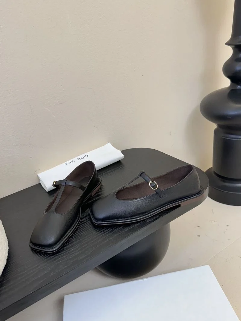 The Row Shoes SmartChoice 15373