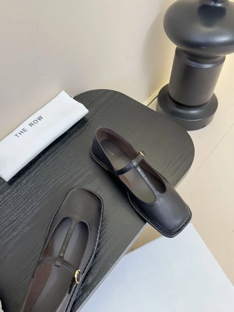 The Row Shoes SmartChoice 15373