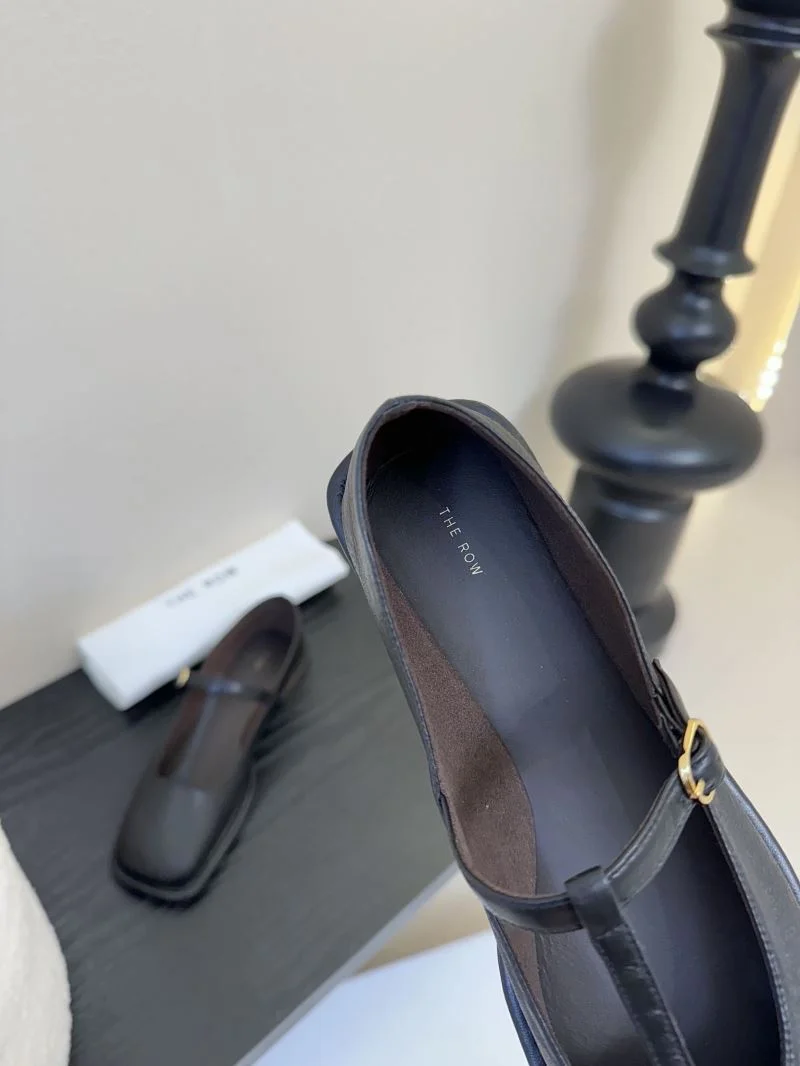 The Row Shoes SmartChoice 15373