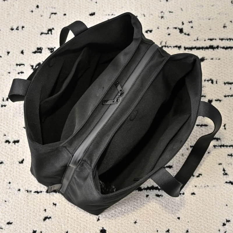 The Row Shopping Bags Resilient 45554