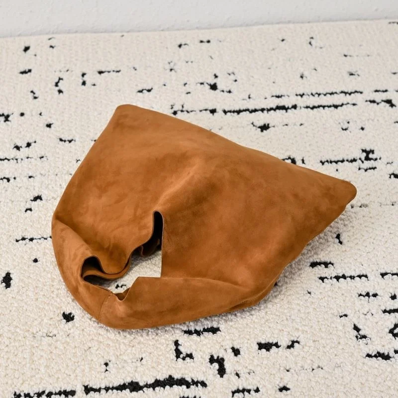 The Row Shopping Bags Sleek 45548