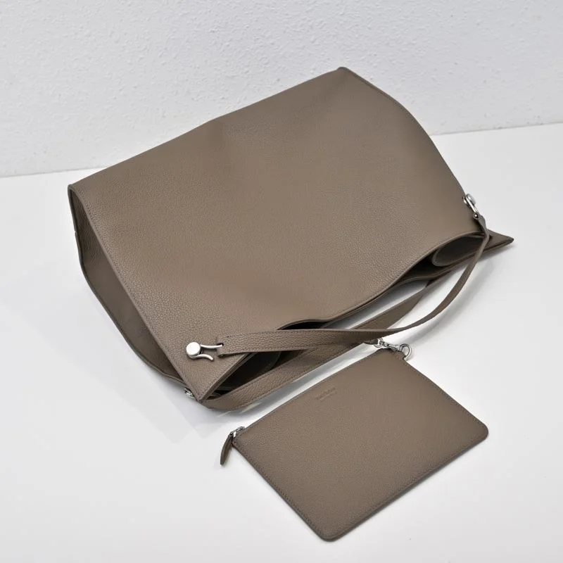 The Row Shopping Bags SportInspired 45352