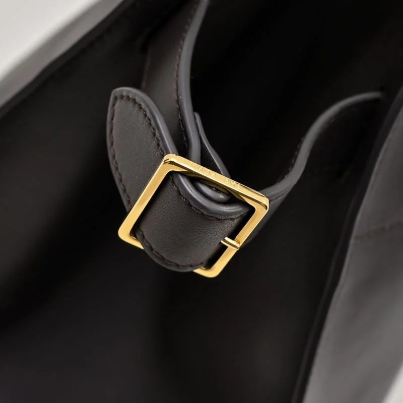 OdorResistant The Row Top Handle Bags 45317