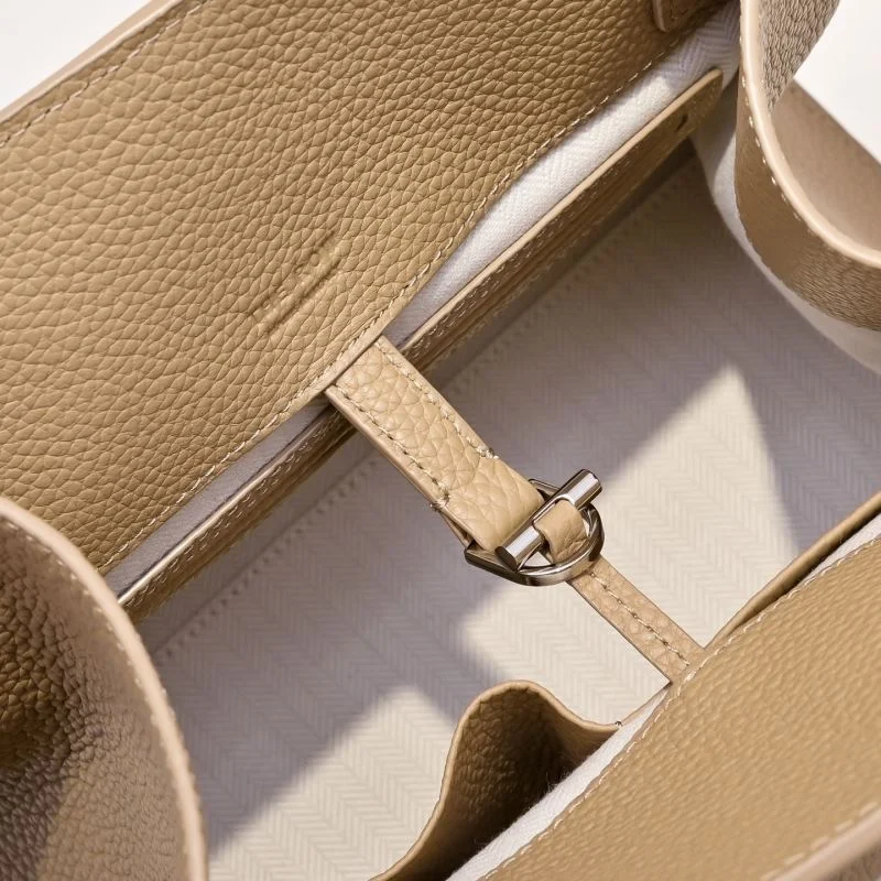 EasyMatch The Row Top Handle Bags 45322