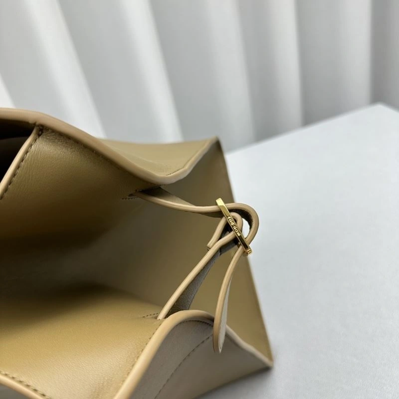 Unisex The Row Top Handle Bags 64196