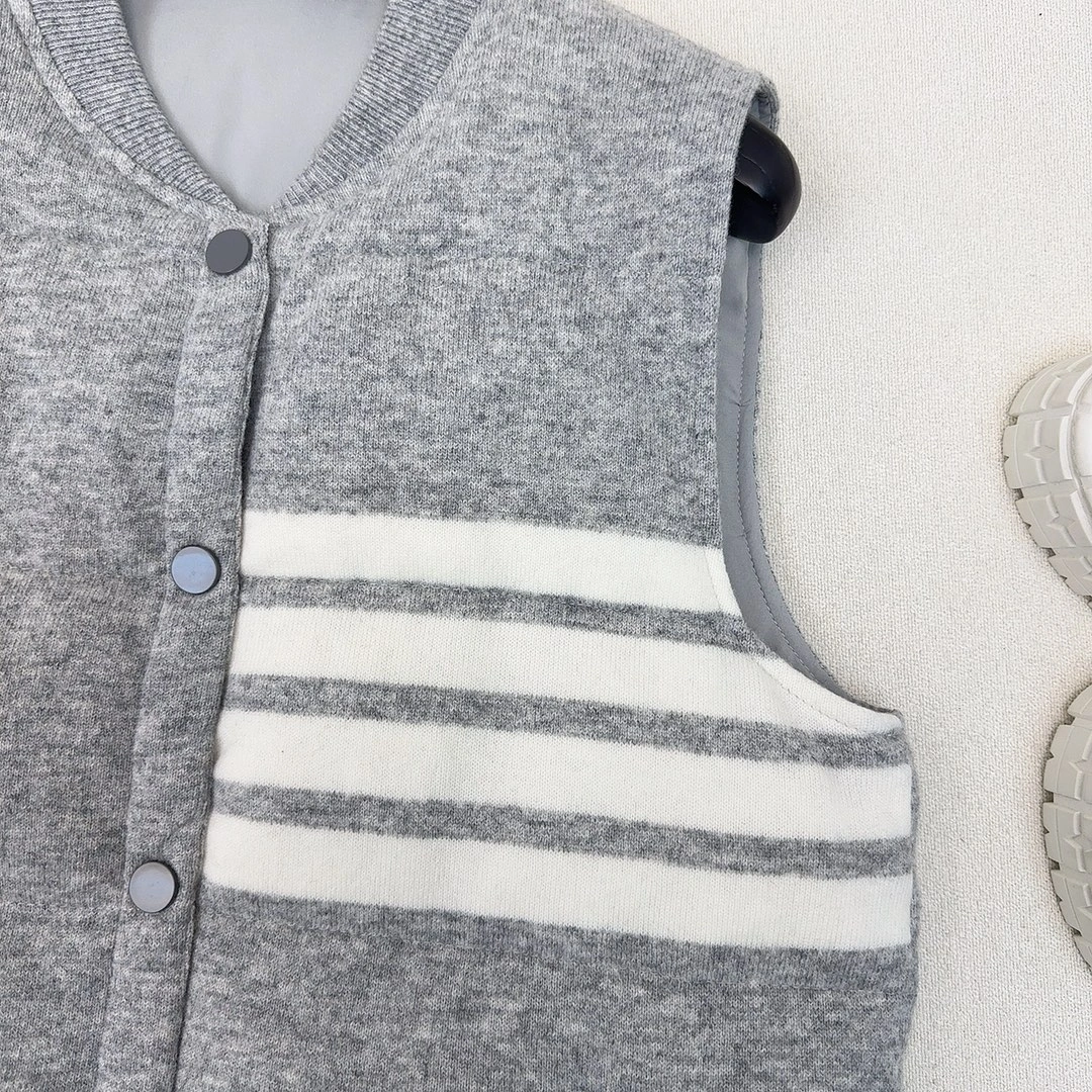 Thom Browne Down Jackets Durable 174116