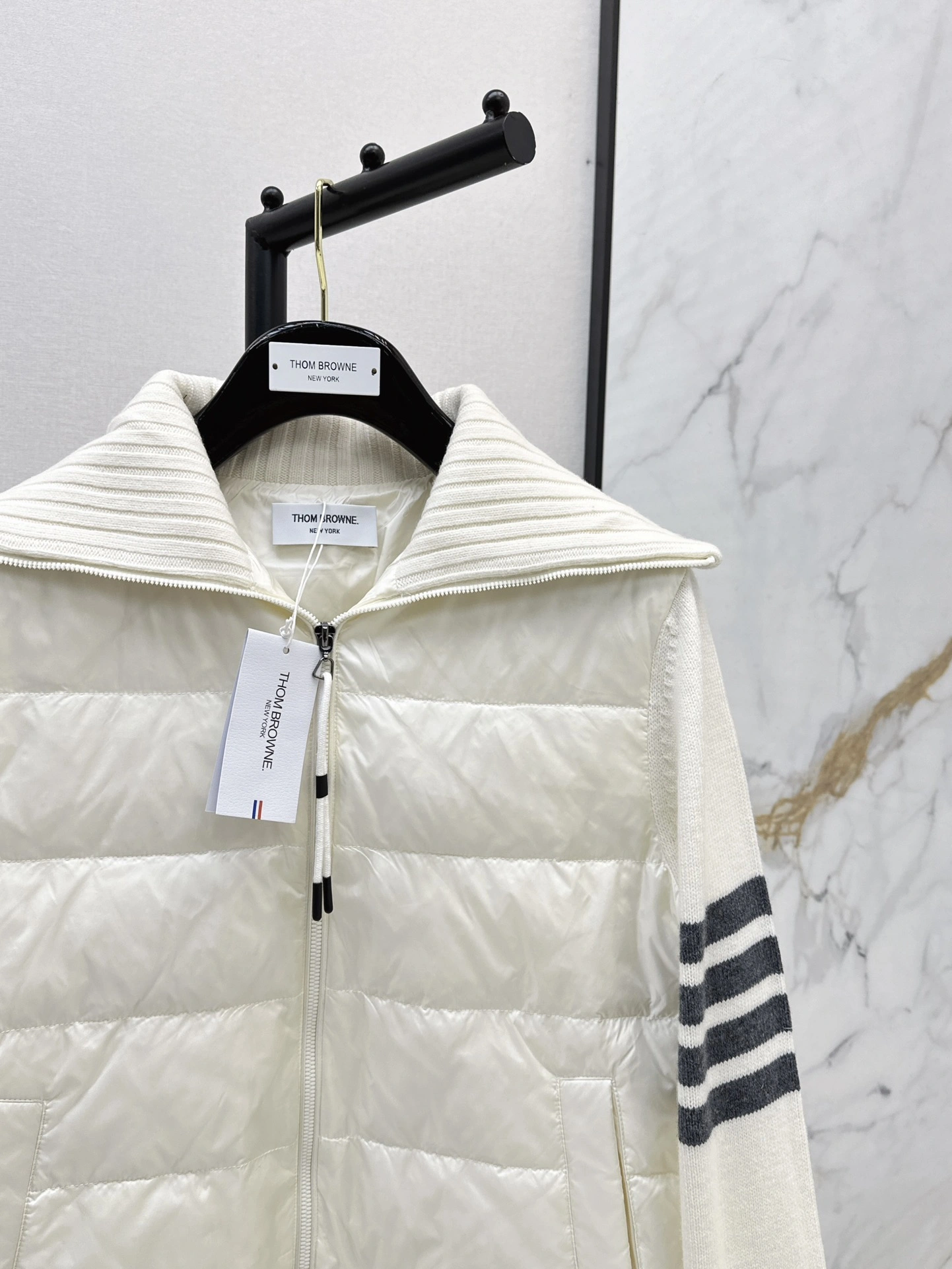 ModernLook Thom Browne Down Jackets 174106