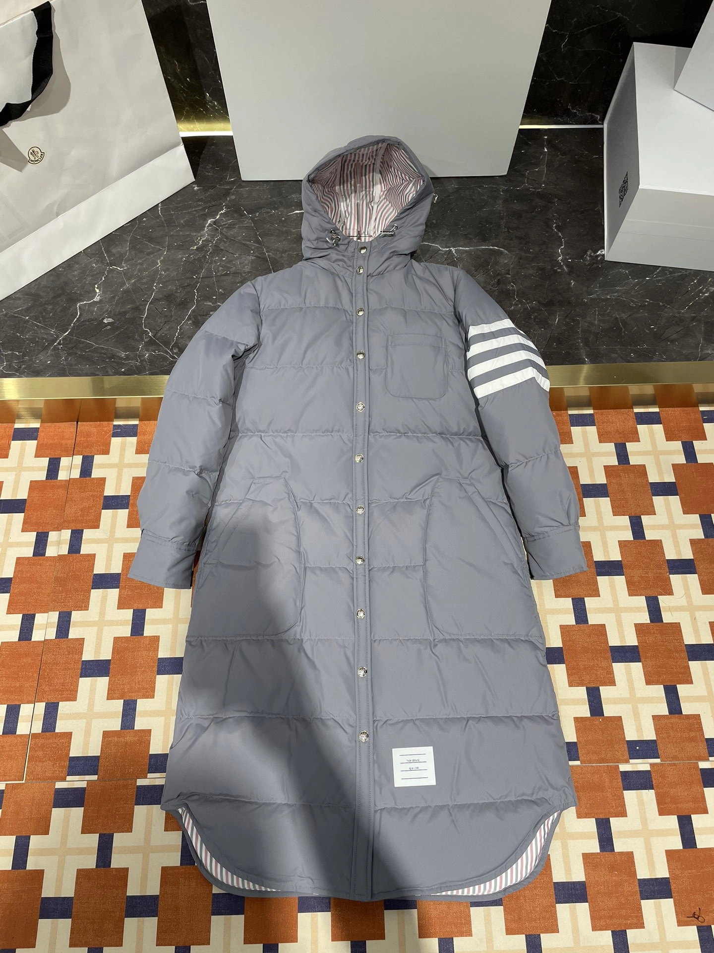 Resilient Thom Browne Down Jackets 174097