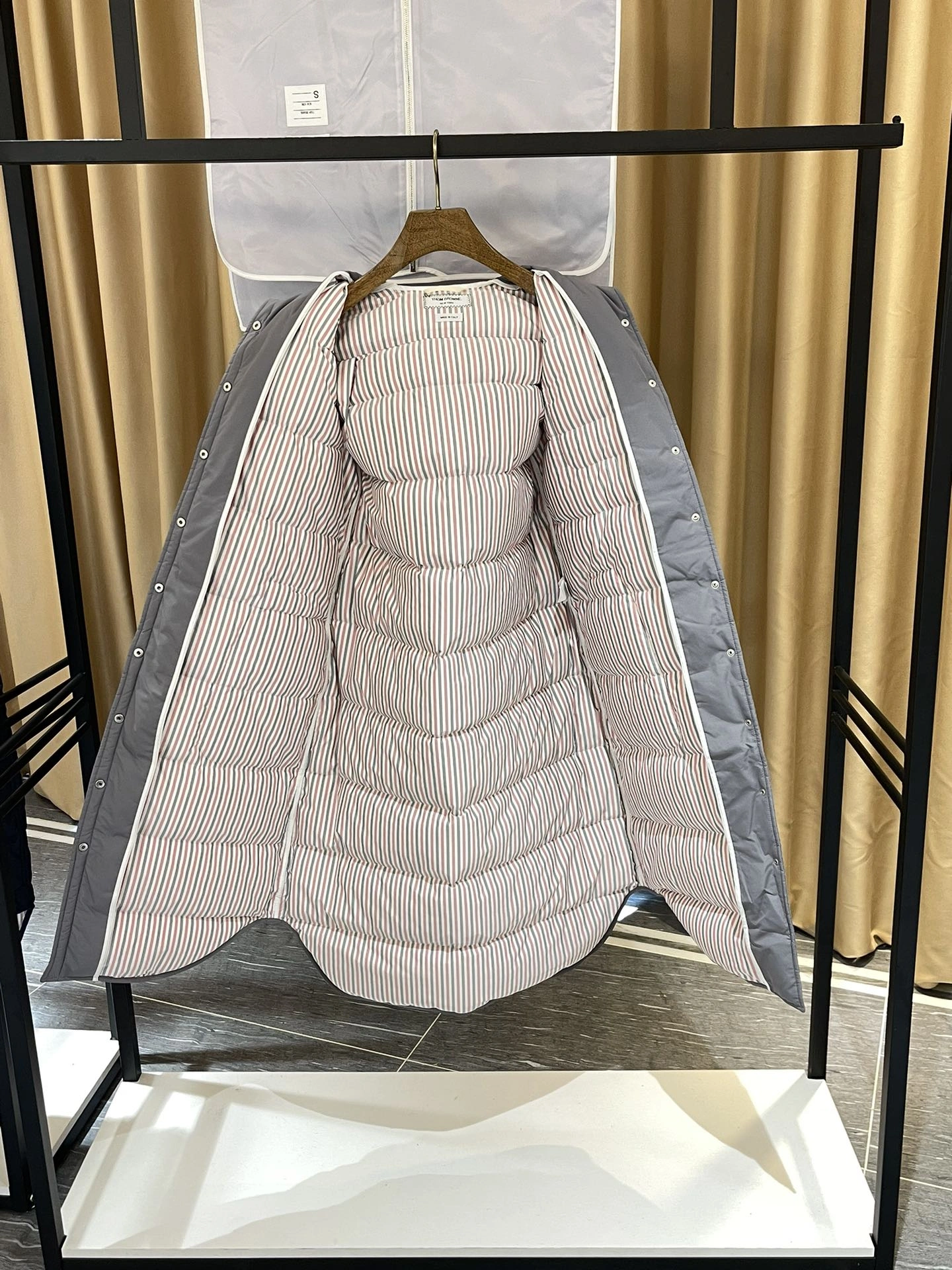 Thom Browne Down Jackets TimelessDesign 174093