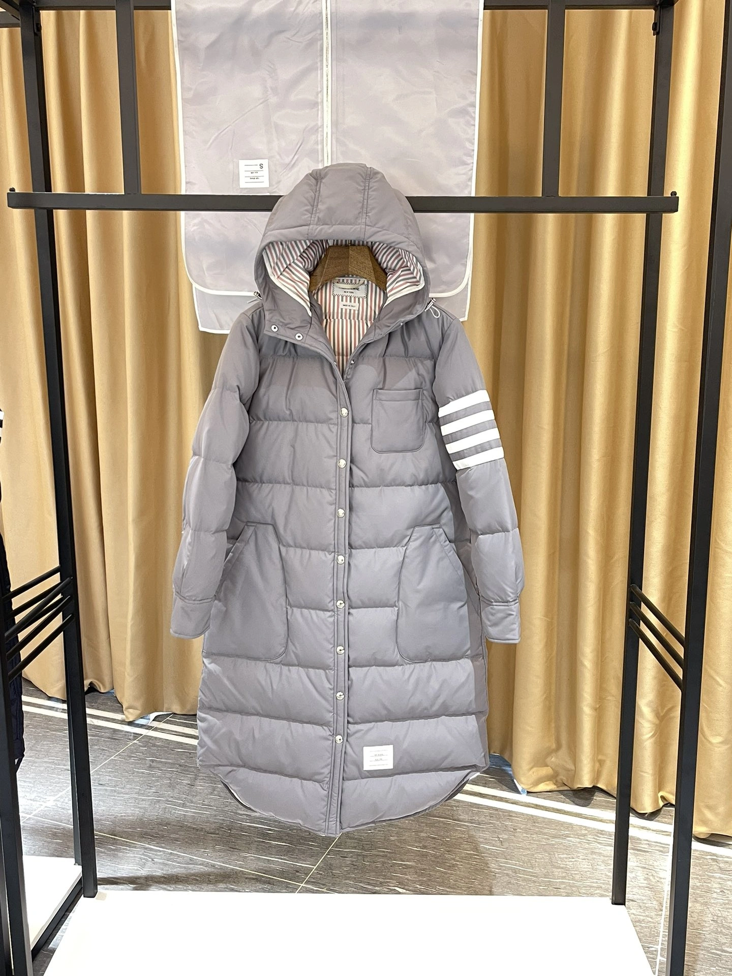 Thom Browne Down Jackets ZeroBulk 174100