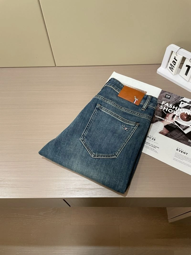 Sporty Thom Browne Jeans 173813