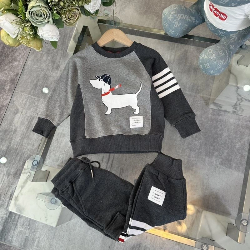 Thom Browne Kids Effortless 173454