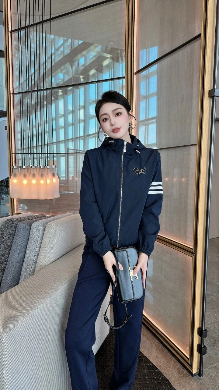 Refined Thom Browne Long Suits 174022