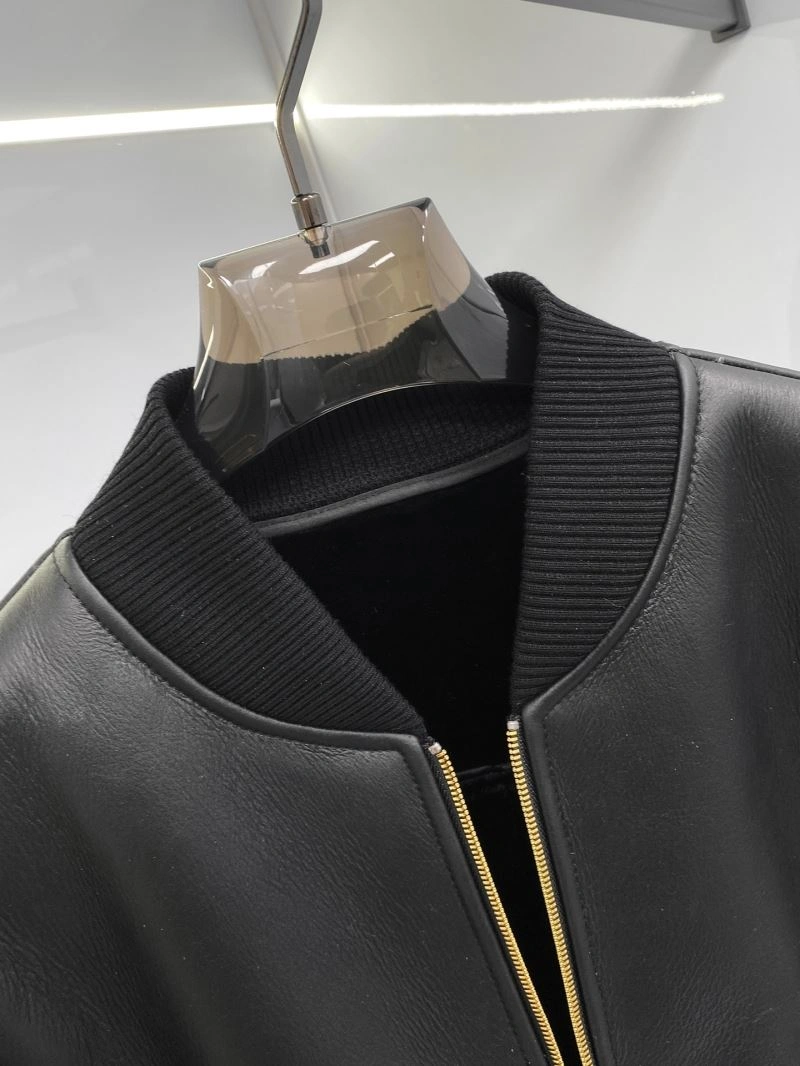 Thom Browne Outwear Sleek 174017