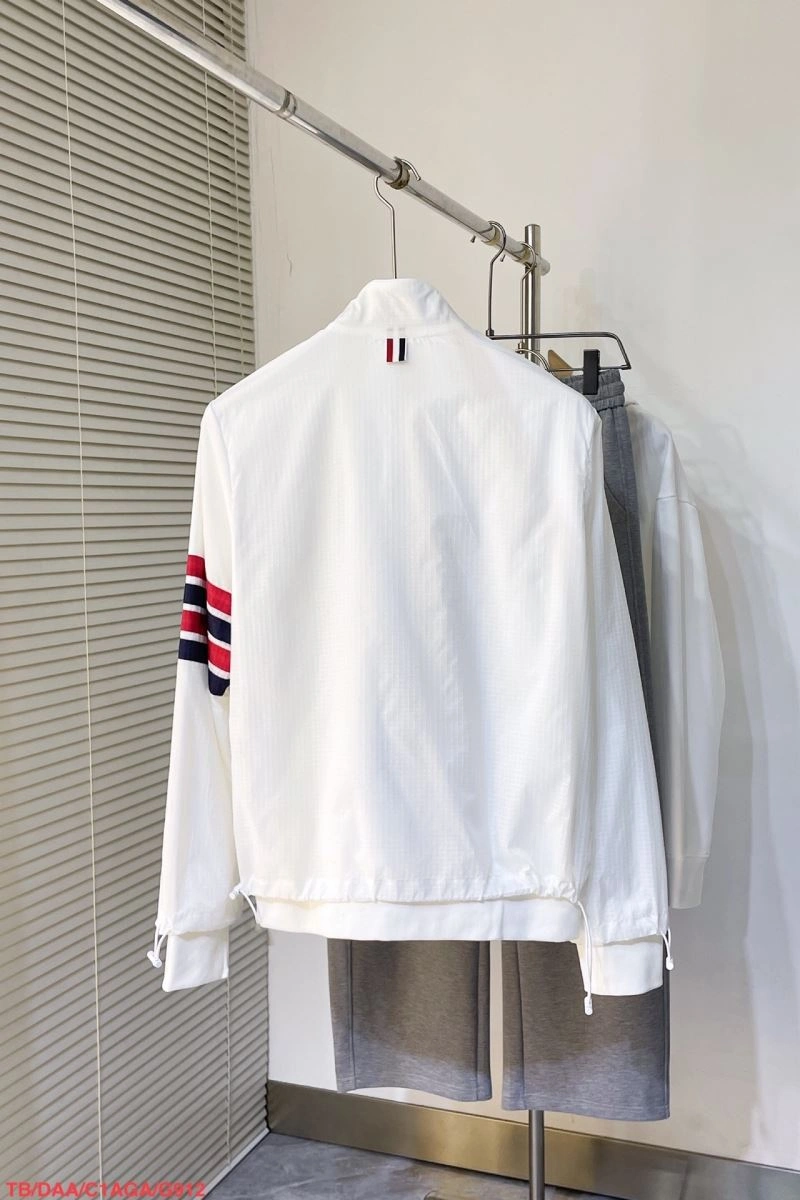 Thom Browne Outwear Premium 174099