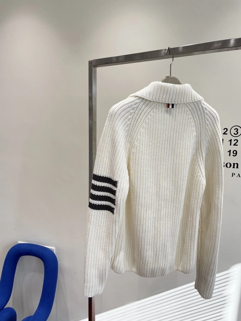 Premium Thom Browne Outwear 173289