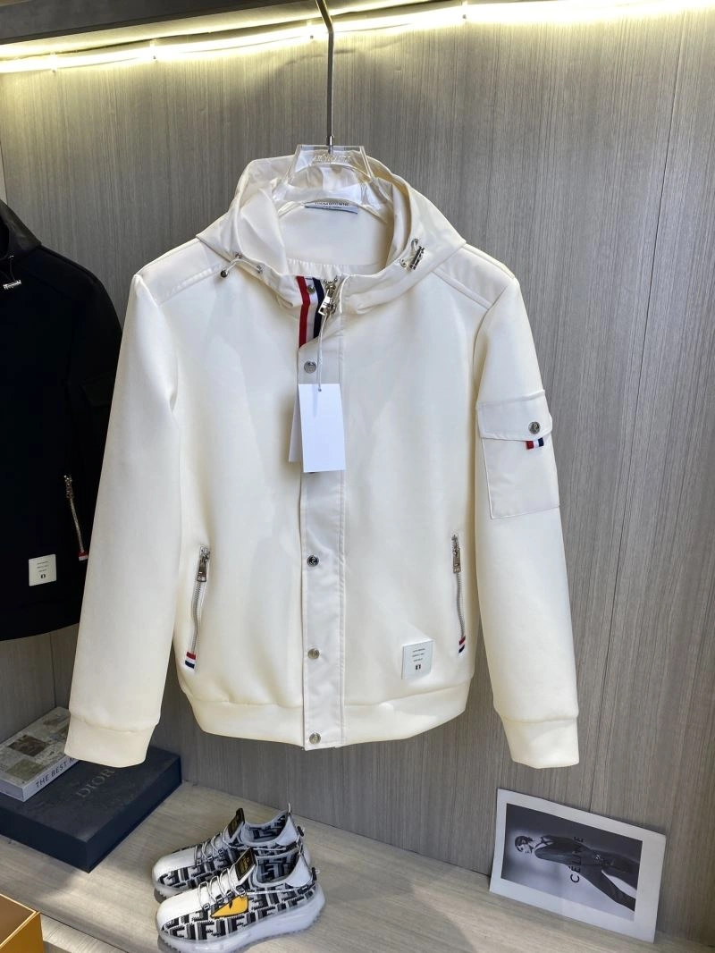 Thom Browne Outwear UrbanStyle 173870