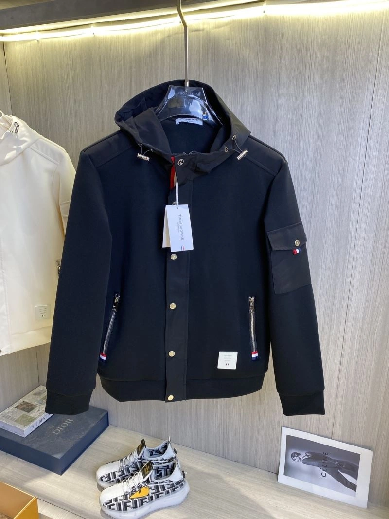 Unisex Thom Browne Outwear 173869