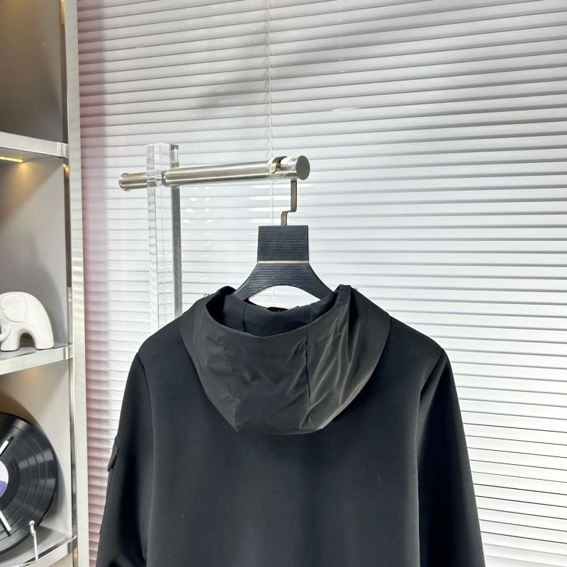 Unique Thom Browne Outwear 173785