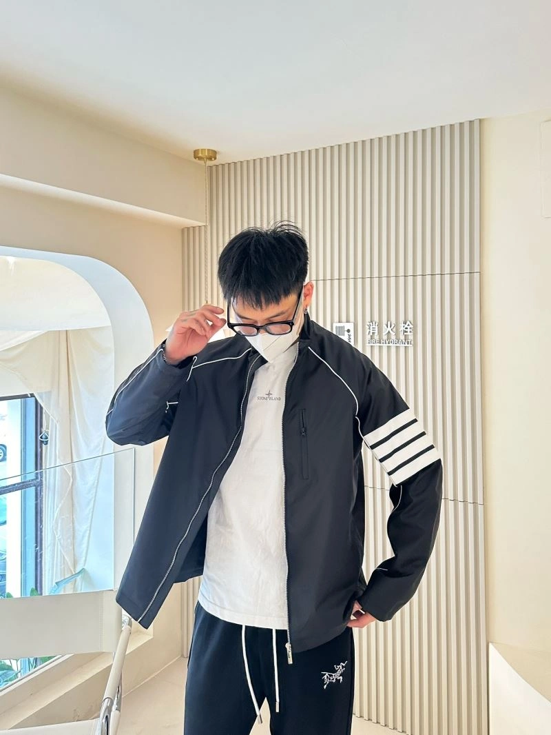 EyeCatching Thom Browne Outwear 173557