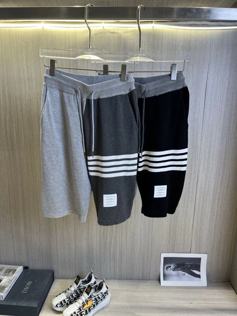 Thom Browne Short Pants ComfortFit 173797