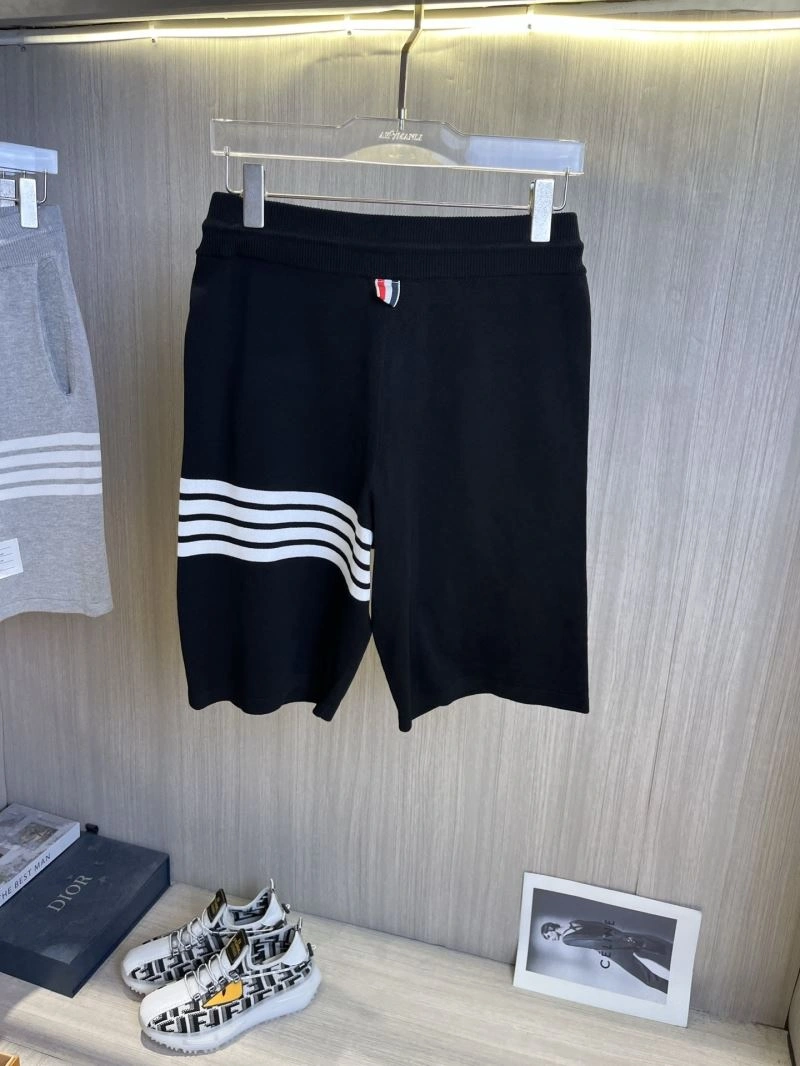 Thom Browne Short Pants UrbanChic 173763