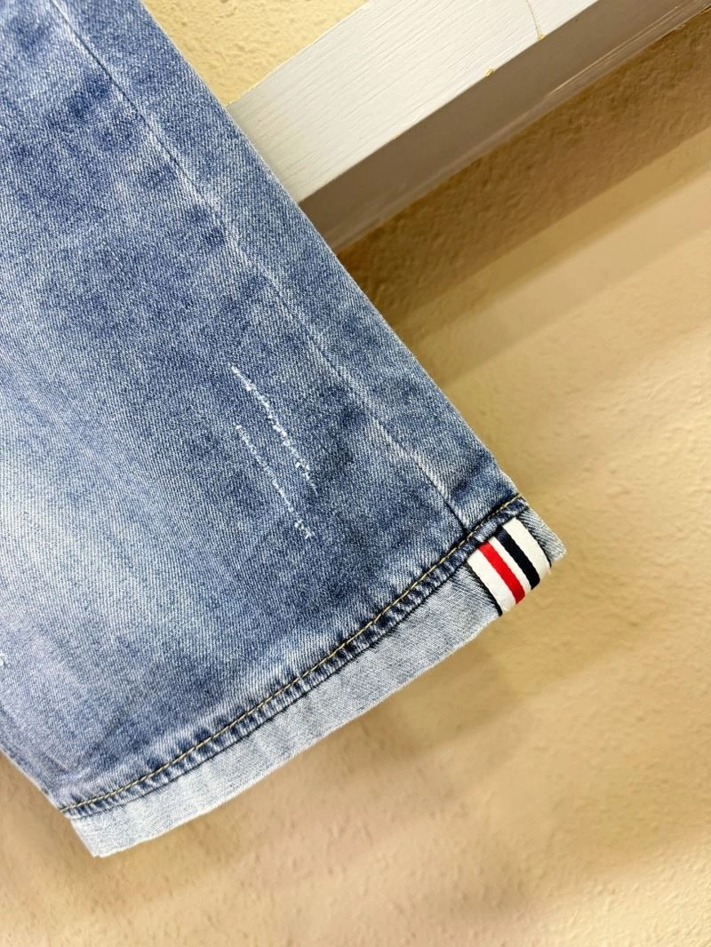 Thom Browne Short Pants UrbanChic 173552