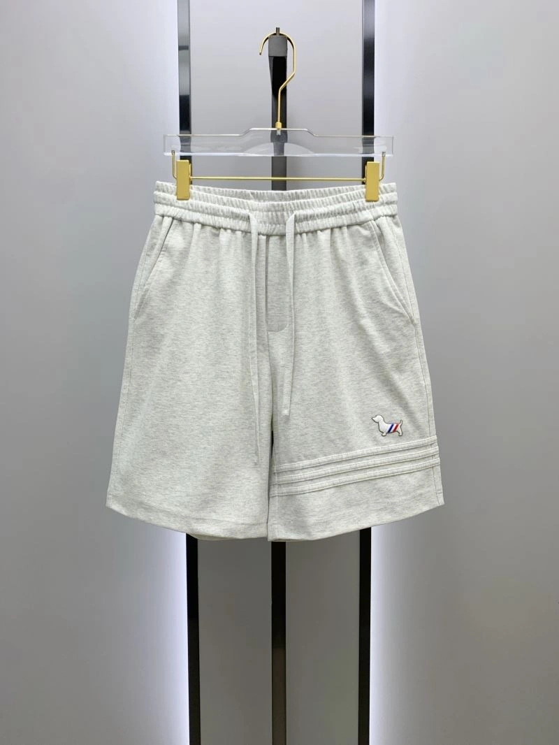Stylish Thom Browne Short Pants 173548