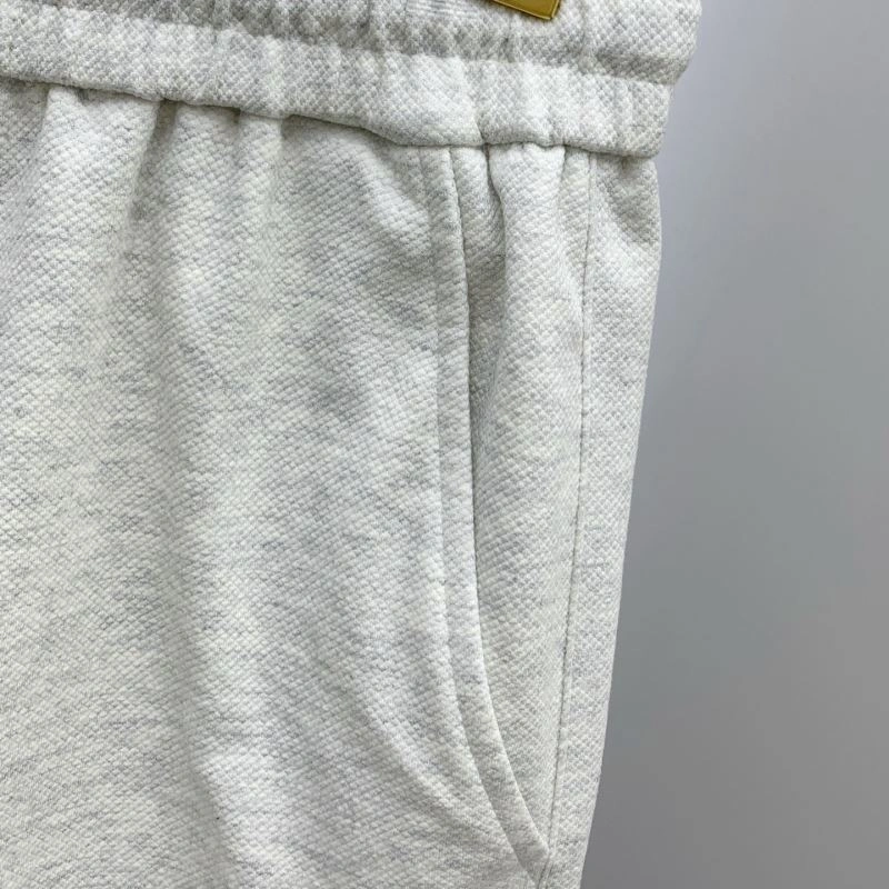 Stylish Thom Browne Short Pants 173548