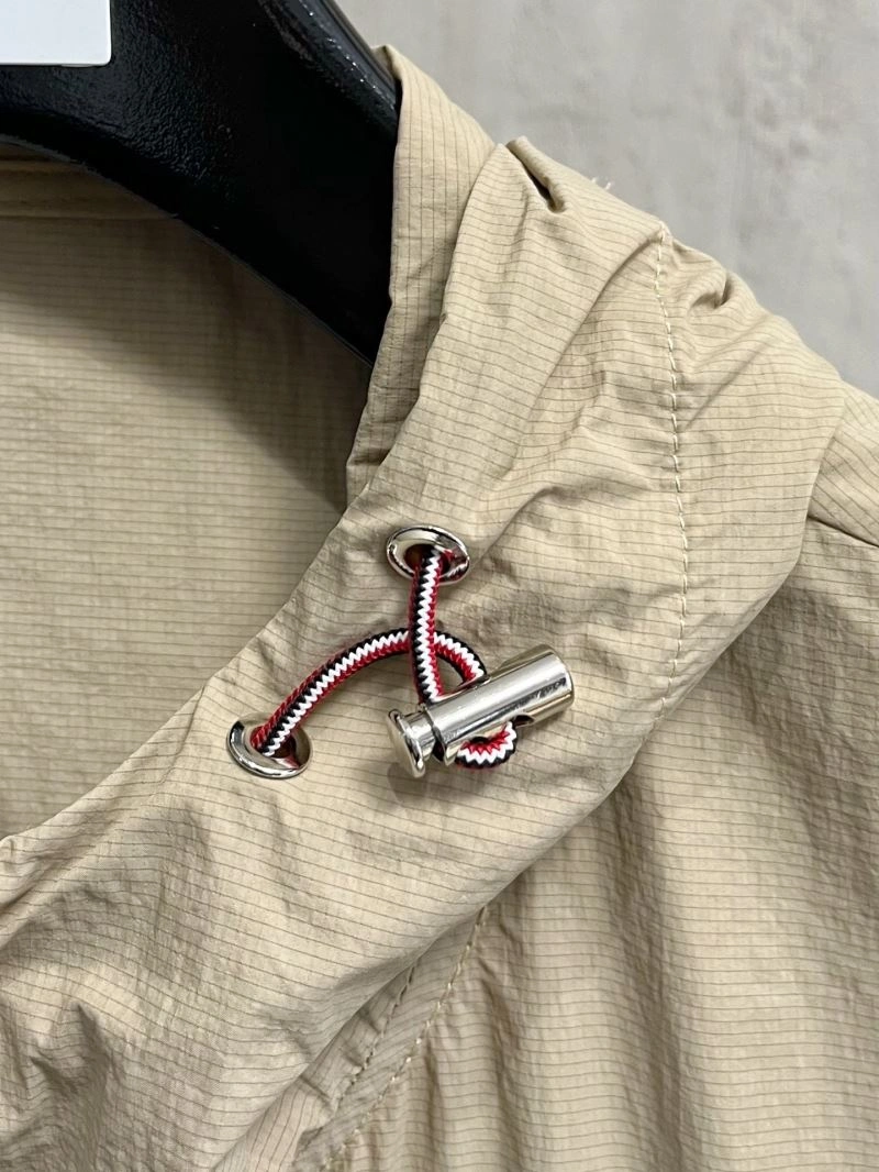 Thom Browne Sunscreen Jacket Durable 173631