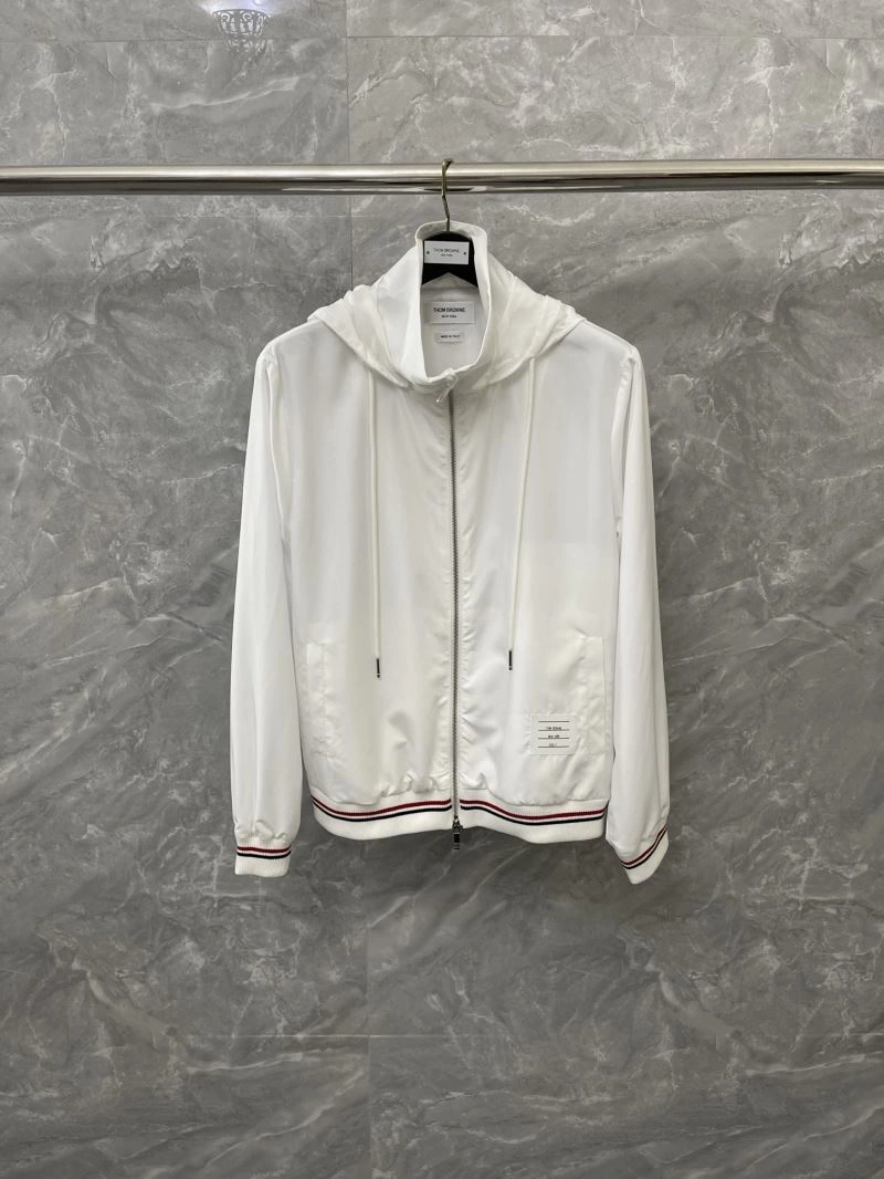 Snug Thom Browne Sunscreen Jacket 173629