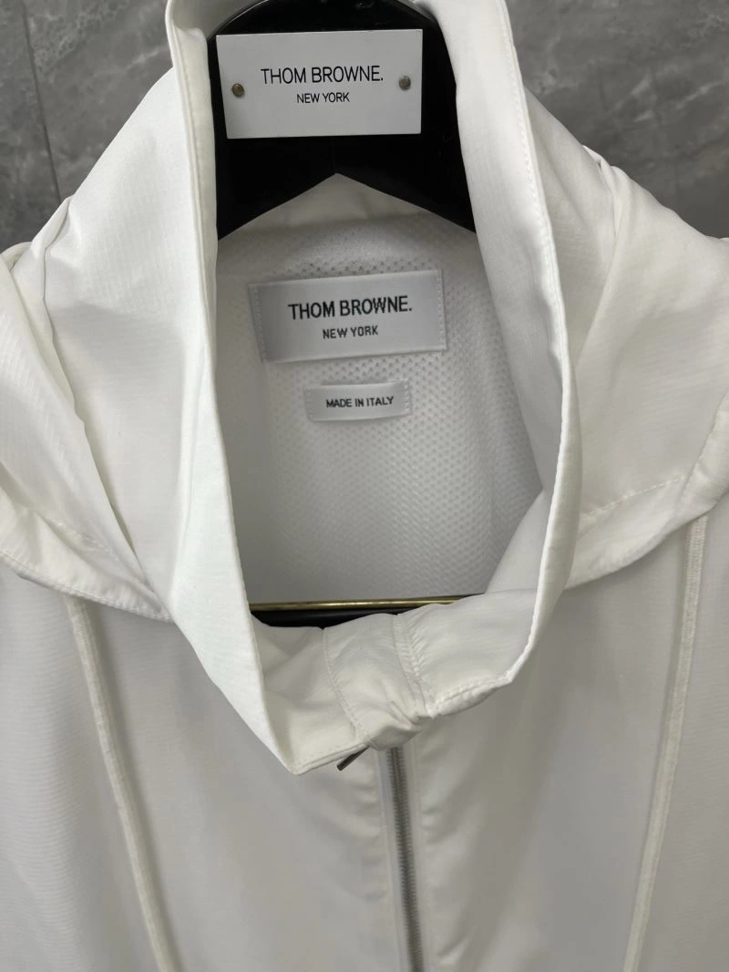 Snug Thom Browne Sunscreen Jacket 173629