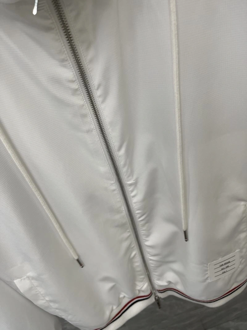 Snug Thom Browne Sunscreen Jacket 173629