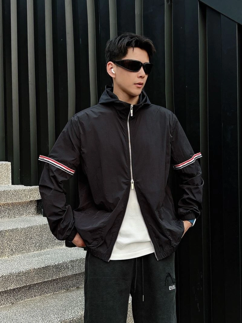 Thom Browne Sunscreen Jacket Resilient 173547