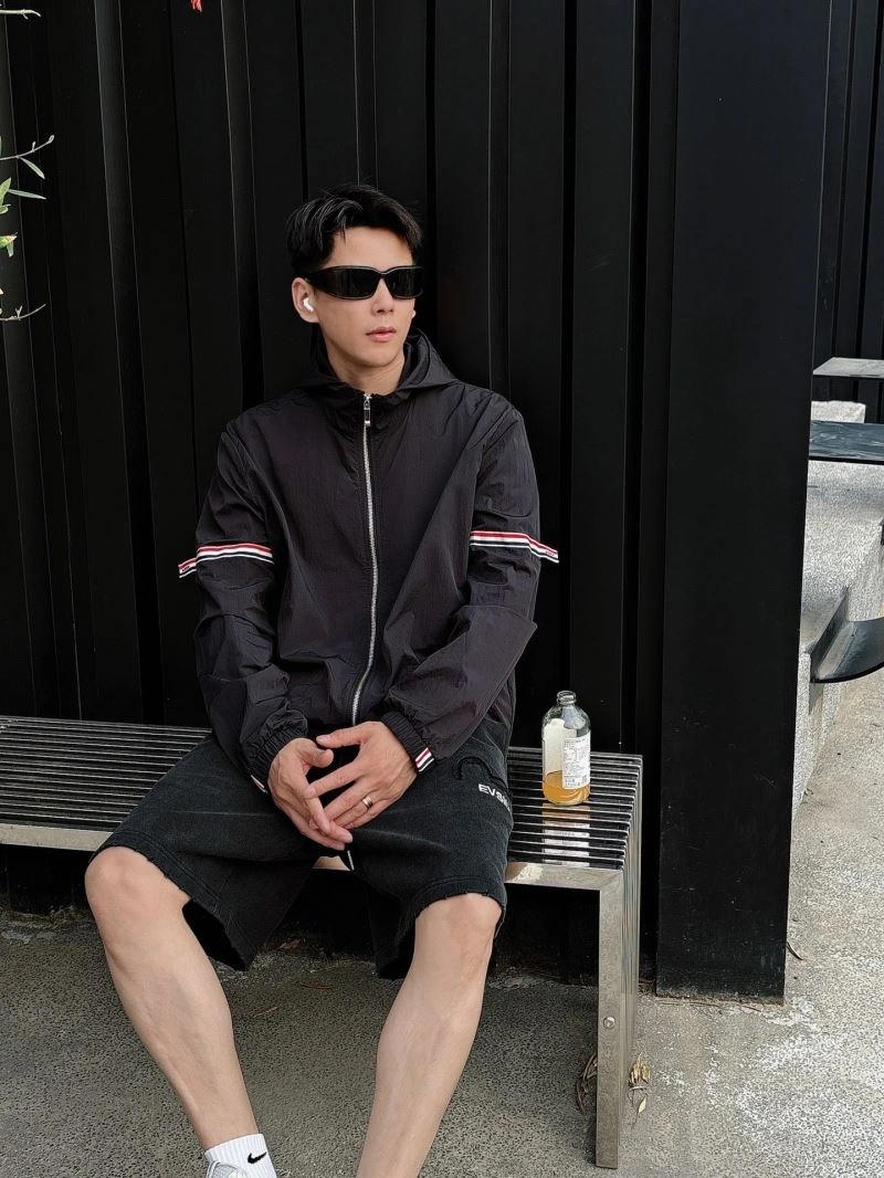 Thom Browne Sunscreen Jacket Resilient 173547