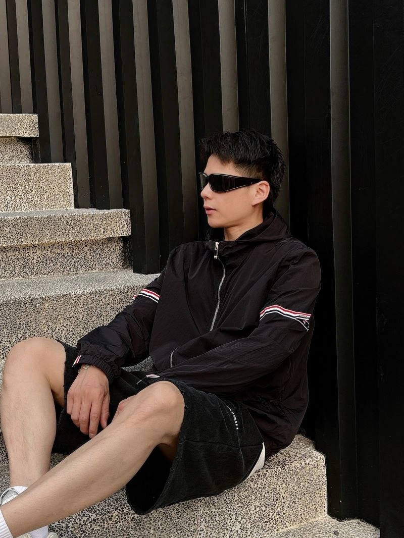 Thom Browne Sunscreen Jacket Resilient 173547