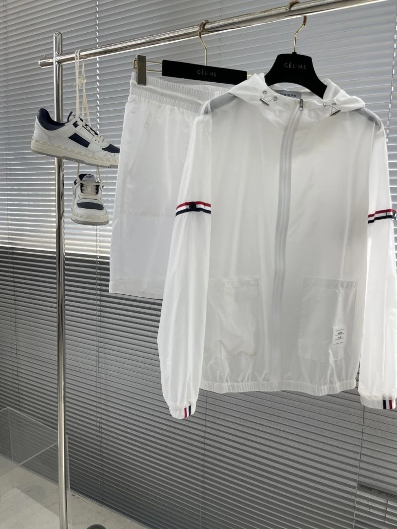 Chic Thom Browne Sunscreen Jacket 173540