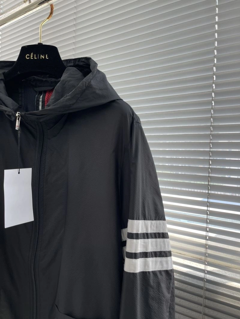 Thom Browne Sunscreen Jacket EasyMatch 173532