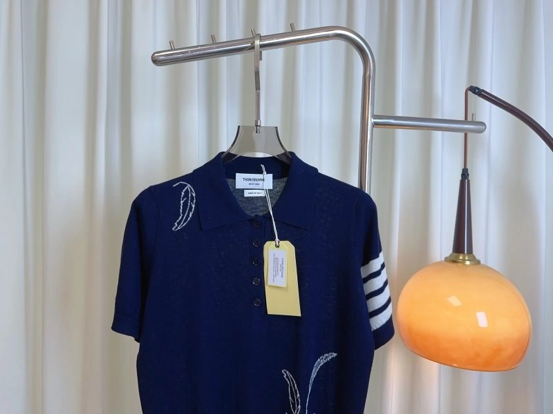 Classic Thom Browne Sweaters 173414