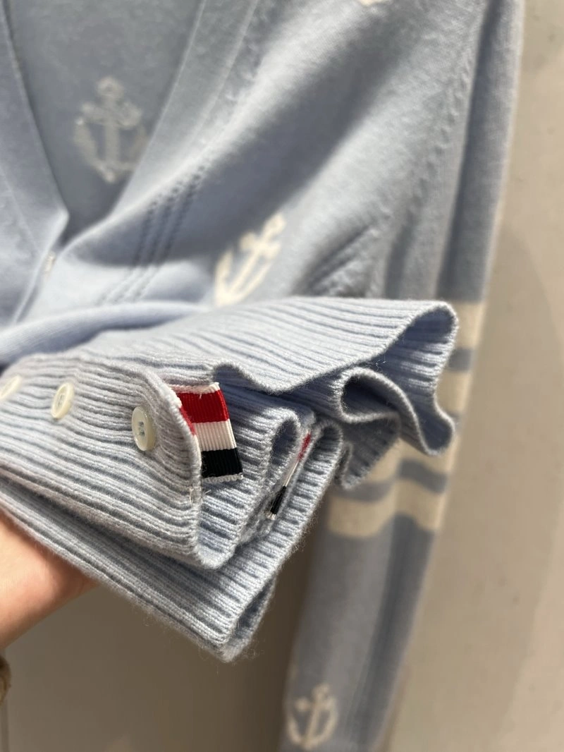 Unisex Thom Browne Sweaters 173308