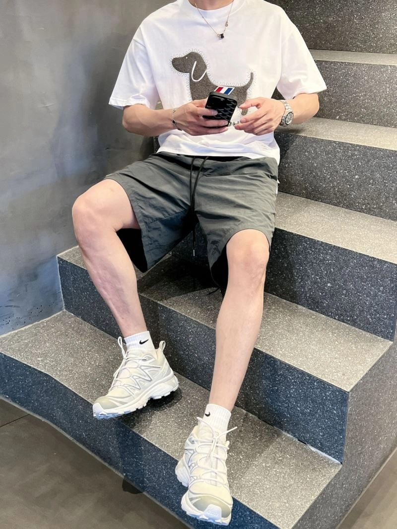 Thom Browne T-Shirts Unisex 174047